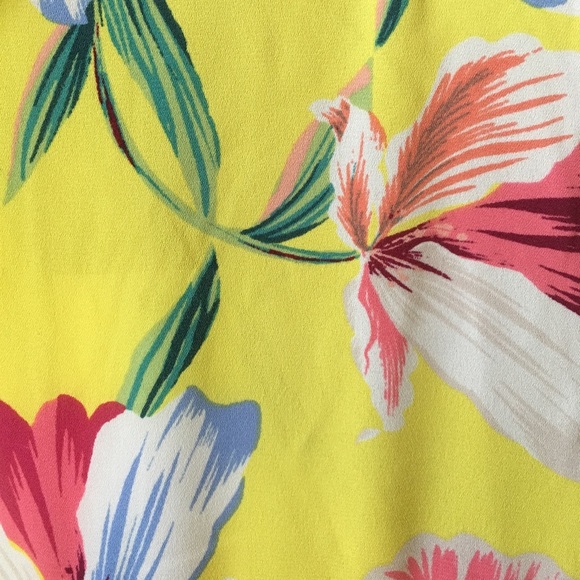 Off-the-Shoulder Floral Wrap Dress - Picture 4 of 6